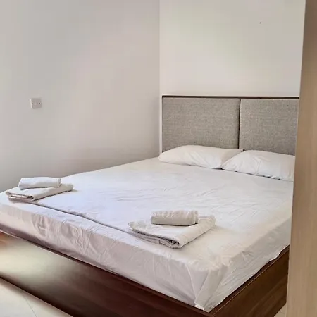 Sealine Appartement Larnaca