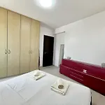 Sealine Λάρνακα