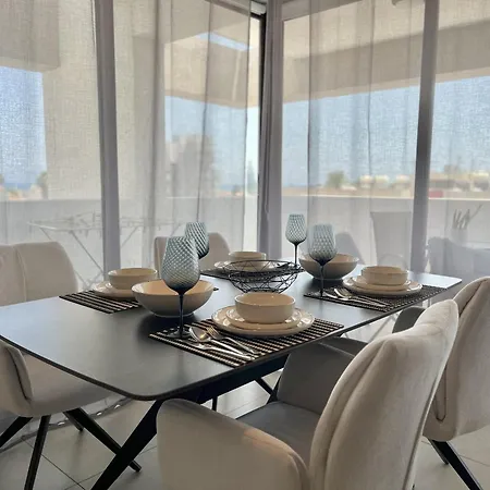 Apartment Sealine
