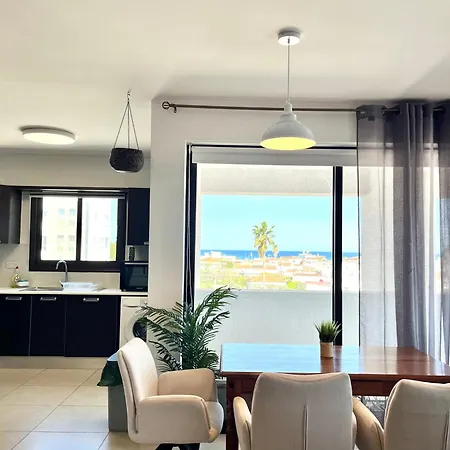 Apartment Sealine